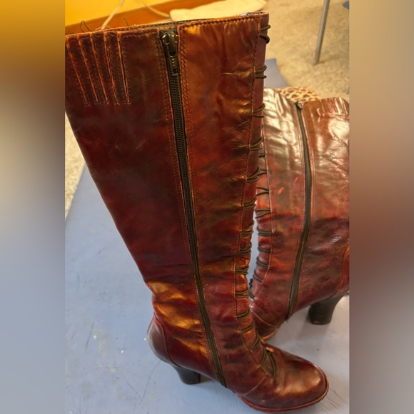 Vintage Wine/Brown Leather and Manmade leather Women's Boots - Picture 1 of 9